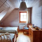 Sarni Szlak Quarto em Acomodações Particulares *